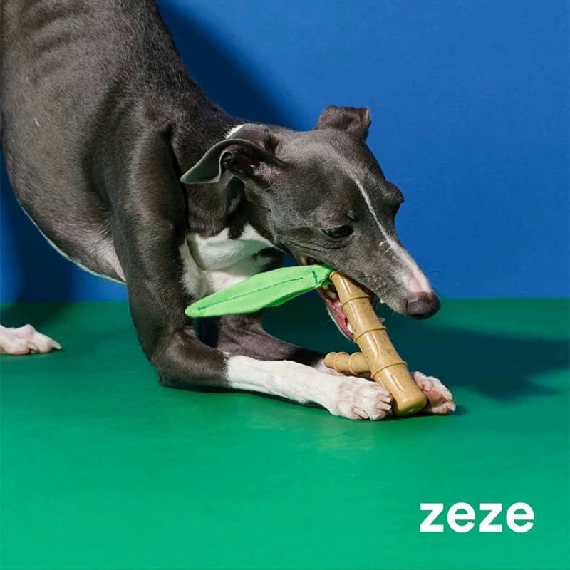 ZEZE Bamboo Stick Dog Toy