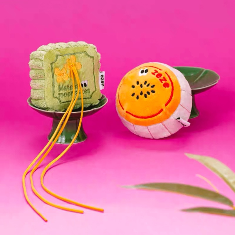 ZEZE Funny Mooncake Pet Toy