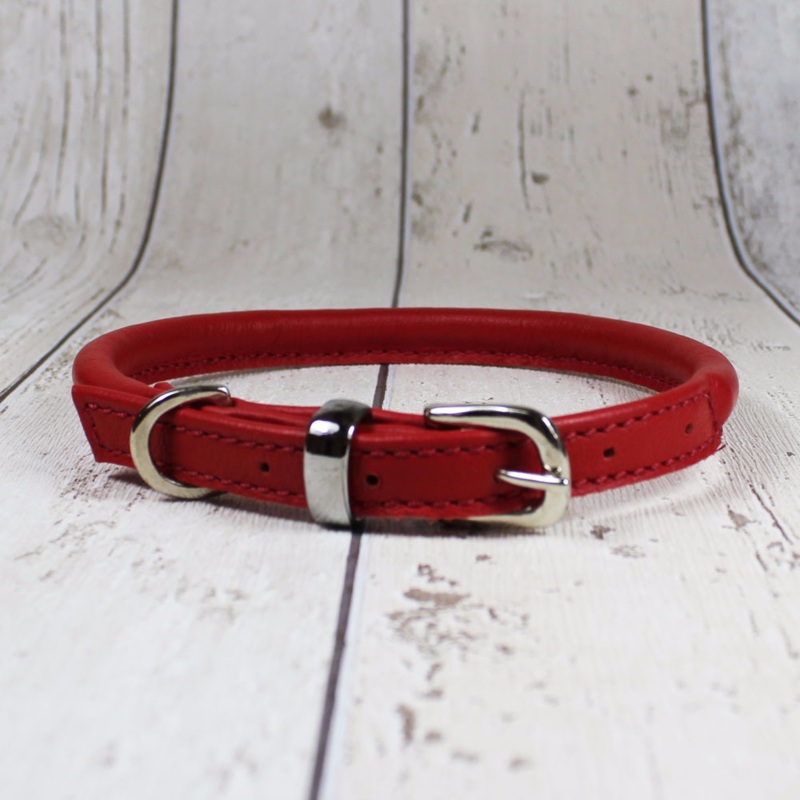 D&H Red Rolled Leather Dog Collar