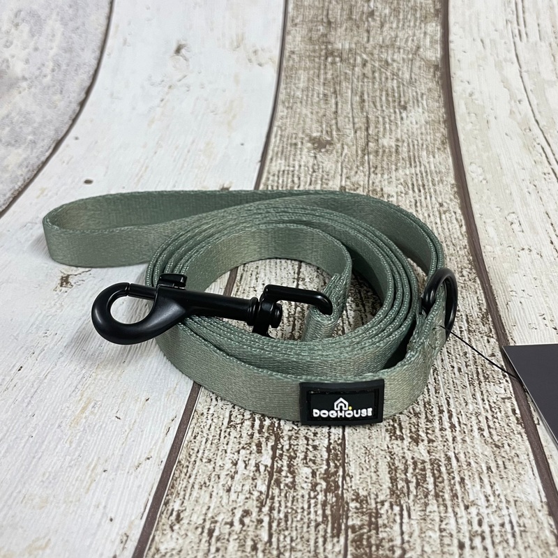 Everyday Comfort Dog Lead in Olive Green