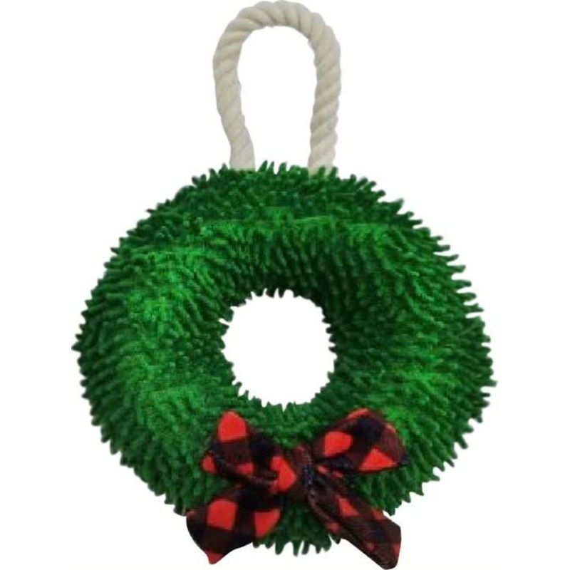 Tall Tails Tug Wreath