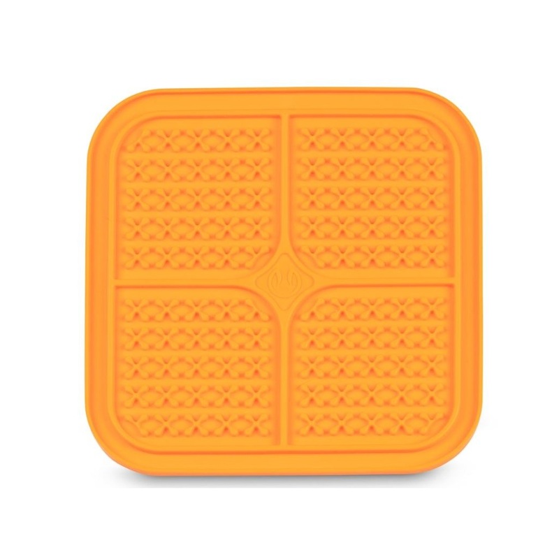 PetZone Hyper Pet Bordom Busterz Orange Lick Mat