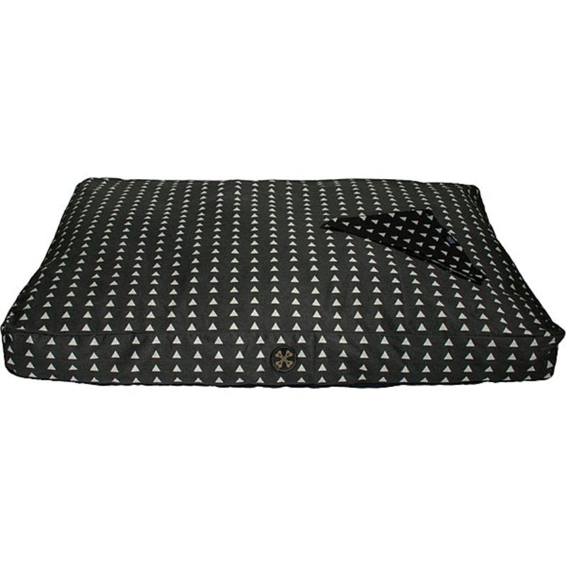 Bones & Arrow Durry Bed Black & White 28x42x4"